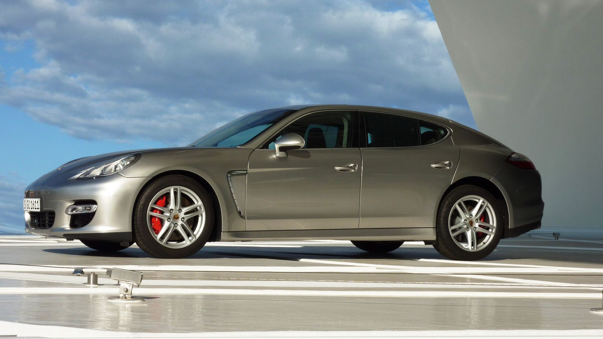 2010 Porsche Panamera Turbo profile shot