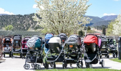 Stroller and car seat travel systems