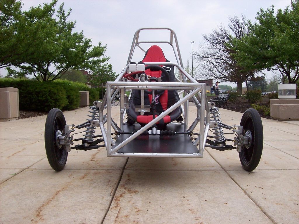 Front view of the 3-wheel car chassis