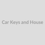 Car keys and a miniature house representing car and home insurance bundles