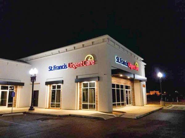 Night view of St. Francis Urgent Care Monroe location exterior.